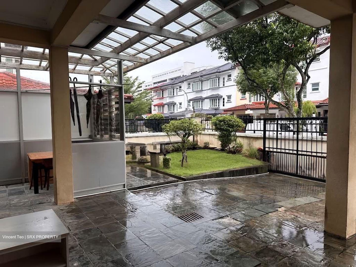 Mera Gardens (D23), Terrace #573843531